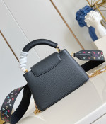 Luxury Chain Bag - Image 16